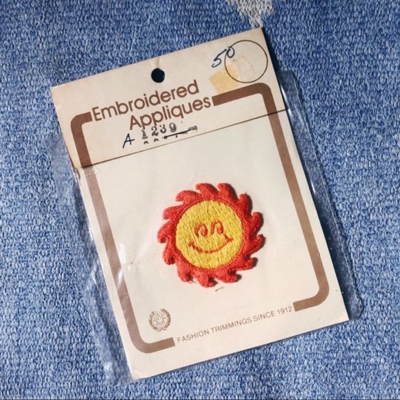 Vintage 70s/80s sun sew on patch hippie denim new - Picture 2 of 4